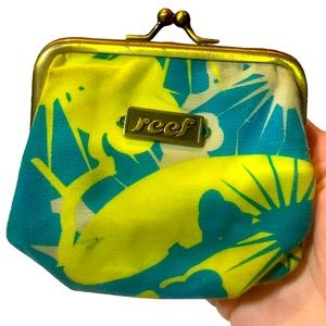 Reef yellow Green Snap Closure Coin Purse Pouch